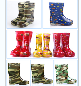 <span class=keywords><strong>Bottes</strong></span> <span class=keywords><strong>de</strong></span> <span class=keywords><strong>pluie</strong></span> pour femmes en PVC transparent, imperméables, antidérapantes, à imprimé camouflage, confortables et bon marché - Product Image 2