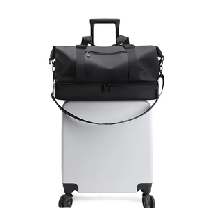 Bolsa Deportiva Oxford con Logotipo Personalizado, Forro de Poliéster, Cierre de Cremallera, Diseño Impermeable y Moderno para Unisex - Product Image 1