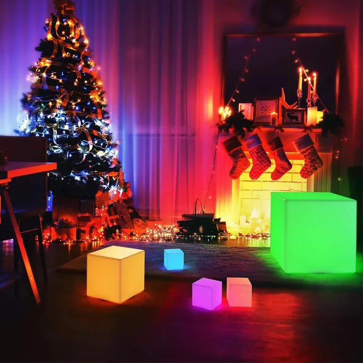 Sgabello da discoteca a led ricaricabile in plastica luce cubo sedia a sedere luce notturna a led cubo luminoso a Led