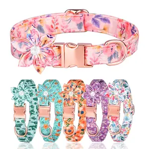 2023 Neue Stile Soft Dog Pet Collar Halskette mit Big Bow Design für kleine Hunde Mädchen Chihuahua Yorkie verstellbar hand gefertigt