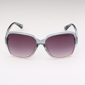 Gafas de sol cuadradas OEM para mujer con protección UV400 Opciones de color Pantone Recién llegado - Product Image 5