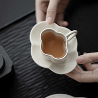 Service à thé Kung Fu en céramique artisanale, style vintage, luxe léger, glaçure rétro, passe au lave-vaisselle, tasse de dégustation, motif maison de thé et motif cendres de plantes