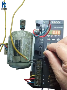 S310-201-H1DC ไดรฟ์ปรับความถี่ VFD 1HP 0.75KW ตัวควบคุมความเร็วมอเตอร์ AC ตัวแปลงความถี่แบบปรับได้ อุตสาหกรรม - Product Image 1