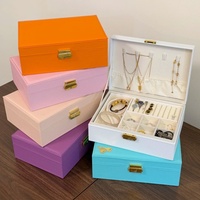 Boîte de rangement pour bijoux avec logo personnalisé, avec serrure à clé, organisateur multi-compartiments pour bague, boucles d'oreilles, collier, ensemble de bijoux
