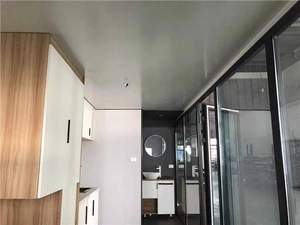Casetta Prefabbricata a Energia Solare Apple Cabin: Casa Piccola a Basso Consumo Energetico, Modulo Abitativo Modulare per Edilizia Verde, Spazio Mobile Sostenibile - Product Image 5