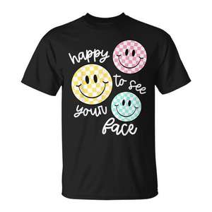 Camiseta de regreso a la escuela con diseño de cara sonriente de profesor, feliz de verte de nuevo - Product Image 1