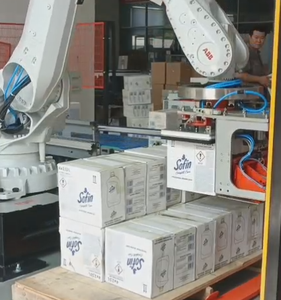 Robot empilable de palletisation adapté aux besoins du client sélectionnent et placent des boîtes de cartons automatiquement - Product Image 3