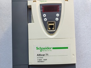 Convertisseur de fréquence d'origine neuf ATV71HU75N4Z 7,5 kW 3 phases VFD 400 V à fréquence variable en stock - Product Image 4