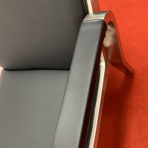Silla de Espera Ssyou 600x640x1000mm, Estructura de Acero Inoxidable, Asiento de Cuero Negro, Uso en Oficina - Product Image 2