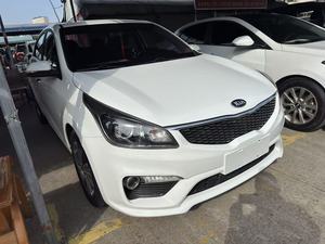 K-I-A K2 Sedán 2016, 1.4L, Transmisión Manual, Modelo <span class=keywords><strong>GLS</strong></span> Usado, Cuatro Puertas, Cinco Plazas, Familiar, con Caja de Cambios Automática, Cámara Trasera, Neumáticos R15 - Product Image 4