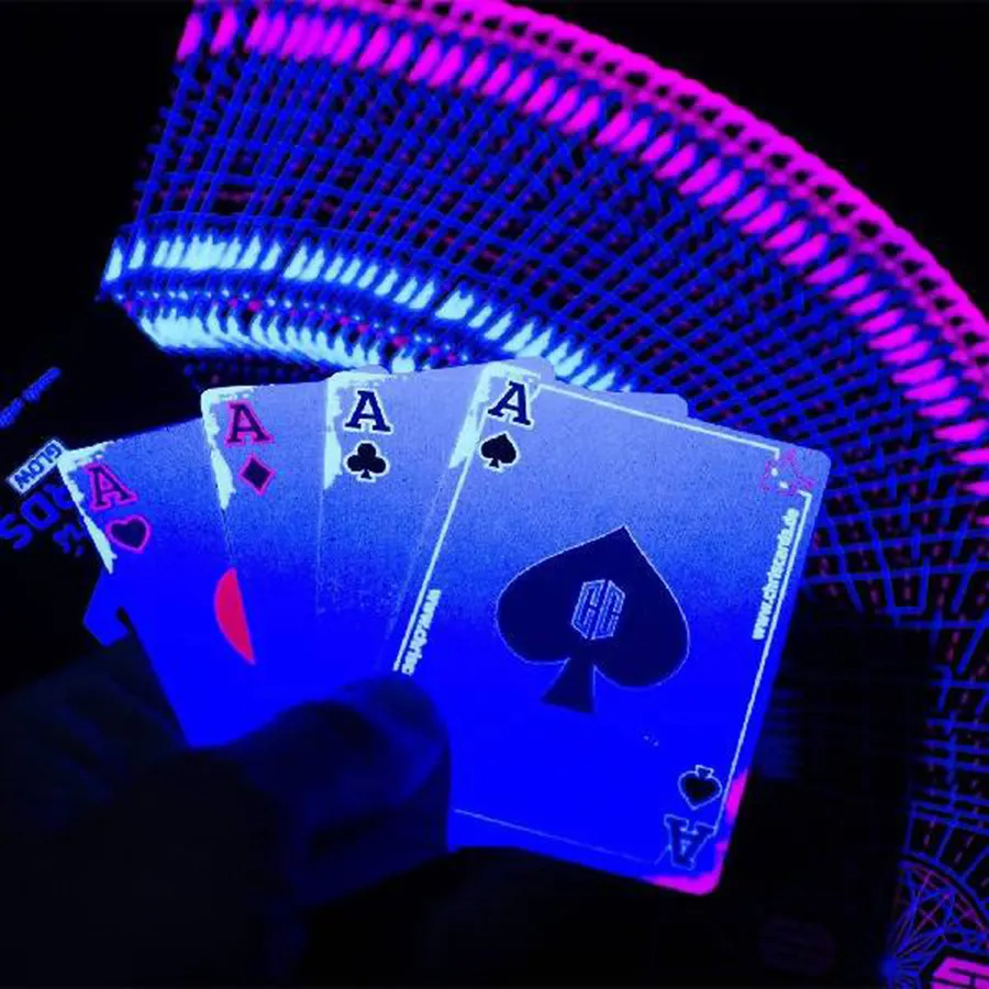 Kartu Cetak Pabrik Kartu Poker Profesional Murah Kustom Kartu Permainan Wajah
