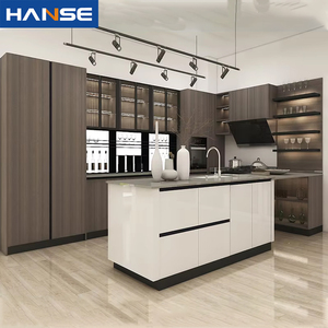 Großhandel Maßgefertigte Moderne Luxus-Modulküche mit Melaminplatten und Marmor-Kücheninsel Küchenschränke - Product Image 1
