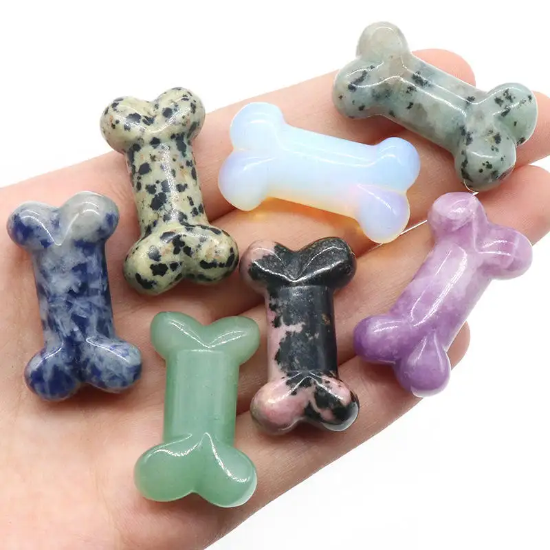 Pierres de cristal Figurine d'os de chien Statue d'animal Assortiment de pierres précieuses faites à la main Mini ornements sculptés artisanat décor à la maison