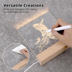 Base Luminosa in Legno e Acrilico (8 Pezzi) - Luci Notturne Trasparenti Ecologiche e Riciclabili con Cavi USB da 7'' - Regalo Perfetto per i Propri Cari - Product Image 4