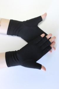 Sarung Tangan Kompresi Arthritis Tembaga Wanita Pria Meredakan Nyeri Tangan, Pembengkakan dan Terowongan Karpal Tanpa Jari untuk Mengetik Perawatan Tangan - Product Image 3