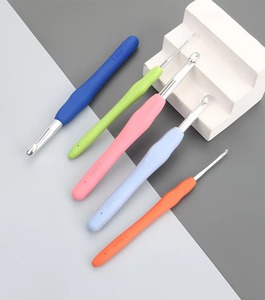 <b>Crochet</b> <b>Hooks</b> 2.0mm-10.00mm Silicone Soft Handle <b>Crochet</b> Knitting Needle Set Stainless Steel <b>Hook</b> Set for Beginner Yarn Doll - Product Image 4