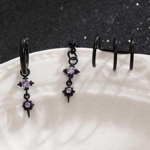 स्ट्रीट डार्क पंक स्पिड रिवेट तितली सुपर कूल महिलाओं के सोने की प्लेटेड स्टेनलेस स्टील स्टड इयररिंग्स हिप-हॉप ट्रेंडी - Product Image 4