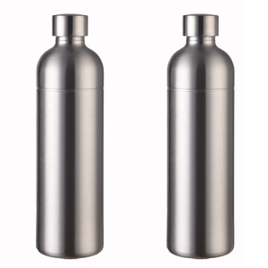 좋은 품질 1L 수동 소다 메이커 무료 BPA 전체 스테인레스 스틸 및 플라스틱 물병 가정용 야외 호텔 사용 - Product Image 3