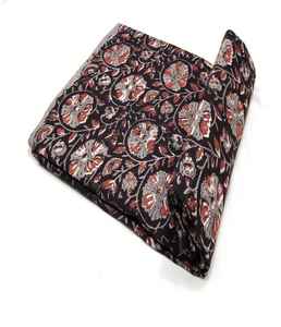 Tissu en coton fait main avec motif artistique imprimé à la main, idéal pour les vêtements, la décoration intérieure et l'artisanat - Product Image 6