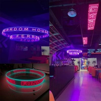 Enseigne de néons de cercle de plafond accrocheur personnalisé Flex Led néon lettres Slogan rond suspendu enseigne au néon pour Bar Restaurant Club