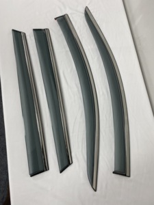 Deflectores de Ventana Laterales para Toyota Cruiser 2019-2020 Protector de Lluvia Accesorios de Coche - Product Image 1