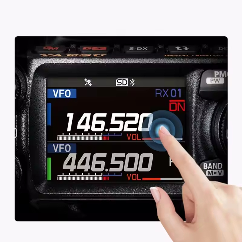 極美品　YAESU FTM-500D  50W Yaesu FTM-500DR Yaesu FTM-500DR 50W C4FM/FM 144/430MHz Dual