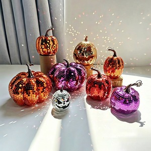 Venta al por mayor de calabazas de espejo personalizadas con forma de bola de discoteca para decoración retro de Halloween, fiestas de otoño y el hogar, al por mayor - Product Image 1