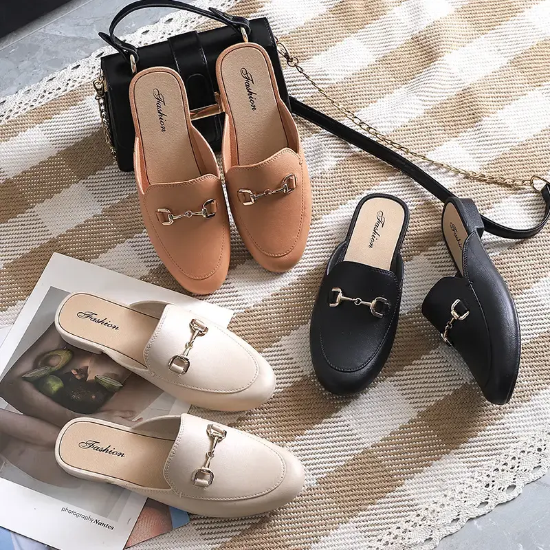 High Quality Summer Women's Slippers Fashion Casual Girls' Shoes Women's Customized Slippers Beach Supplier Flat Heeled Sandals