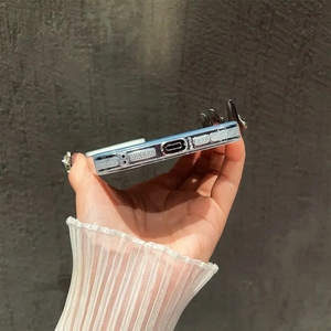 Custodia per <span class=keywords><strong>iPhone</strong></span> 15 Pro Max 14 13 12 11 XS XR con Design di Lusso, Frammenti d'Arte Retrò, Effetto Vissuto, Rigida Argento Antiurto - Product Image 6