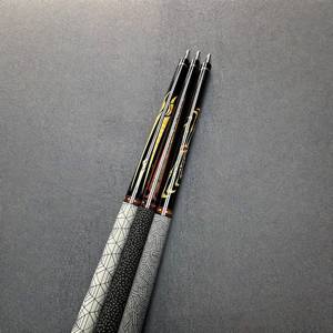 Queue de billard professionnelle OEM&ODM de 58 pouces <span class=keywords><strong>en</strong></span> érable, pointe de 12,5 mm, poignée <span class=keywords><strong>en</strong></span> cuir, joint radial pour tournoi et club - Product Image 4