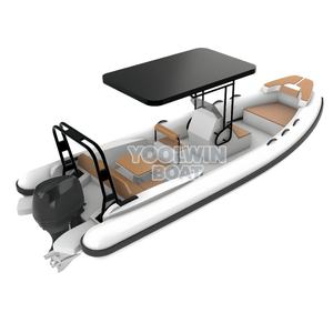 เรืออลูมิเนียมแบบมีโครงสร้างเสริมแรง (RIB) รุ่น Sp680/660 พร้อมพื้นไฟเบอร์กลาสแบบกำหนดเอง รองรับผู้โดยสาร 14 คน พร้อมคอนโซลกลาง และเครื่องยนต์นอกเรือทรงพลัง เหมาะสำหรับการล่องเรือและตกปลา - Product Image 2