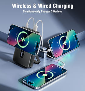 OEM/ODM Station de recharge portable pour téléphone à <span class=keywords><strong>charge</strong></span> rapide 22,5 W Chargeur sans fil 15 W Chargeur magnétique Banque d'alimentation 9000 mAh 12000 mAh - Product Image 1