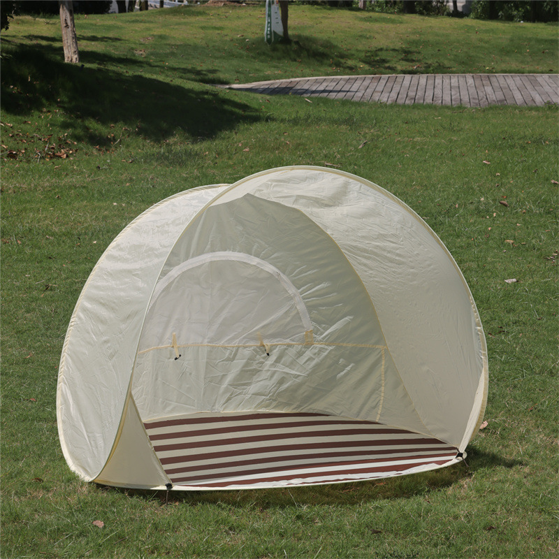 Tente rayée beige