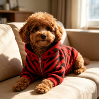 Pull-over pour chien Zebra Edgy en tricot épais avec intérieur polaire, tenue streetwear pour animaux de compagnie par temps froid