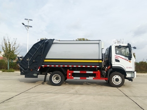 Camión Compactador de Basura de Carga Trasera Dongfeng en Venta - Product Image 4