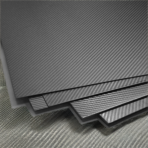 1. لوح ألياف كربون 3K عالي القوة مخصص وخفيف الوزن - Product Image 2