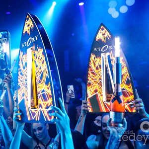 Exhibidor de Botellas LED Acrílico Personalizado para Club Nocturno, Tequila 1942, Servicio VIP para Botellas, Presentador de Botellas - Product Image 4