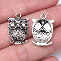 Breloque hibou aux yeux ronds 24x16mm en alliage de zinc argent antique pour remplacement de tirette de fermeture éclair