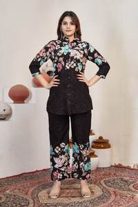 Unity Luxure Premium Floral Printed Co Ord Set <b>in</b> <b>Black</b> with Straight Kurta & Palazzo Pants - Product Image 2
