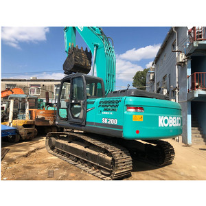 Excavadora de cadenas Kobelco SK200 usada de servicio pesado con motor Hino y componentes principales de bomba en venta - Product Image 4