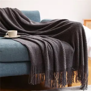 Soft Sofa Throw Blanket 100% Acrylic Best Quality Blanket Textured Solid Color Waffle Knitted Decorative Blanket with Tassel