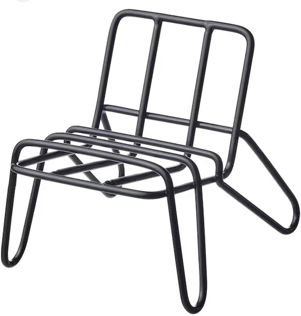Metal Phone Stand with Black Mini Chair Shape for Desktop Cell Phone Holder with Charging Hole