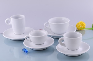 Portabicchieri in bambù <span class=keywords><strong>e</strong></span> set di tazze da <span class=keywords><strong>caffè</strong></span> <span class=keywords><strong>e</strong></span> <span class=keywords><strong>piattini</strong></span> in ceramica tazze quadrate in pura porcellana bianca - Product Image 6