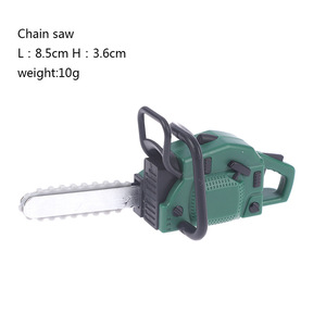 Mini tronçonneuse à chaîne pour maison de poupée à l'échelle 1:12, <span class=keywords><strong>jouet</strong></span> de bricolage, poupée de mode en plastique, modèle de haute qualité - Product Image 6