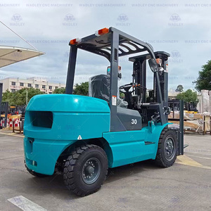 รถยกออลเทอร์เรน 4x4 ขนาด 2.5 ตัน 3 ตัน 5 ตัน ยกสูง 6 เมตร แบบยกขึ้นเอง เครื่องยนต์ดีเซล - Product Image 3