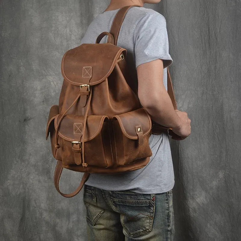 Vente en gros de sacs à dos en cuir avec logo personnalisé pour Macbook de 16 pouces sac à dos de voyage pour l'école sac à dos en cuir vintage pour hommes