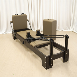 <span class=keywords><strong>Venta</strong></span> Directa de Fábrica: Reformer de Pilates de Madera Maciza Multicapa Color Nogal para Estudio de Yoga y Fitness <span class=keywords><strong>en</strong></span> Casa - Product Image 1