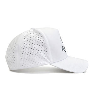 Casquettes de sport perforées à 5 panneaux avec logo personnalisé, séchage rapide, découpées au laser, casquettes de baseball perforées, casquettes de golf à perforations laser - Product Image 3