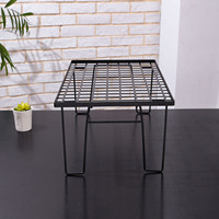 Mesa Plegable Moderna de Malla de Hierro para Exteriores con Panel y Estante, Muebles de Exterior para Camping, Senderismo, Picnic y Barbacoa - Portátil