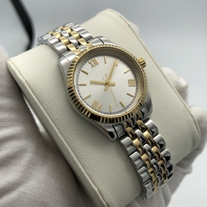 Montre classique pour femme avec logo personnalisé, mouvement à quartz, bracelet en acier inoxydable, étanche - Product Image 5
